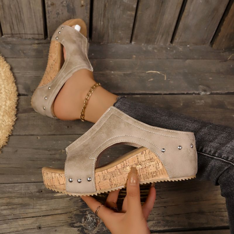 Soft Step Wedge Sandals