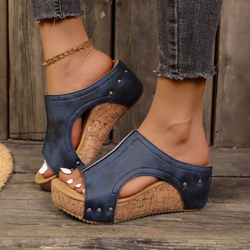 Soft Step Wedge Sandals