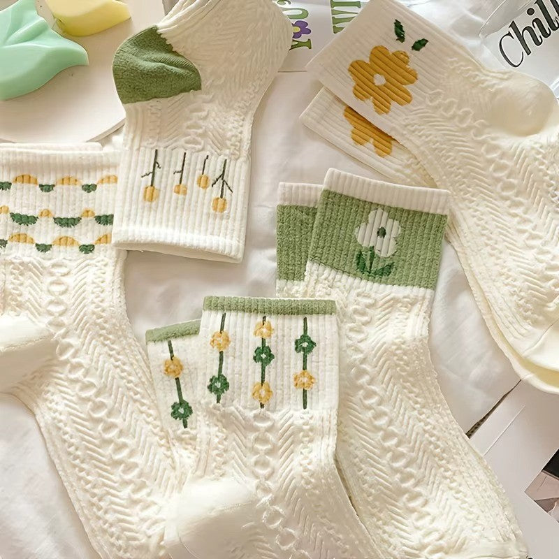 Textured Floral Socks Set