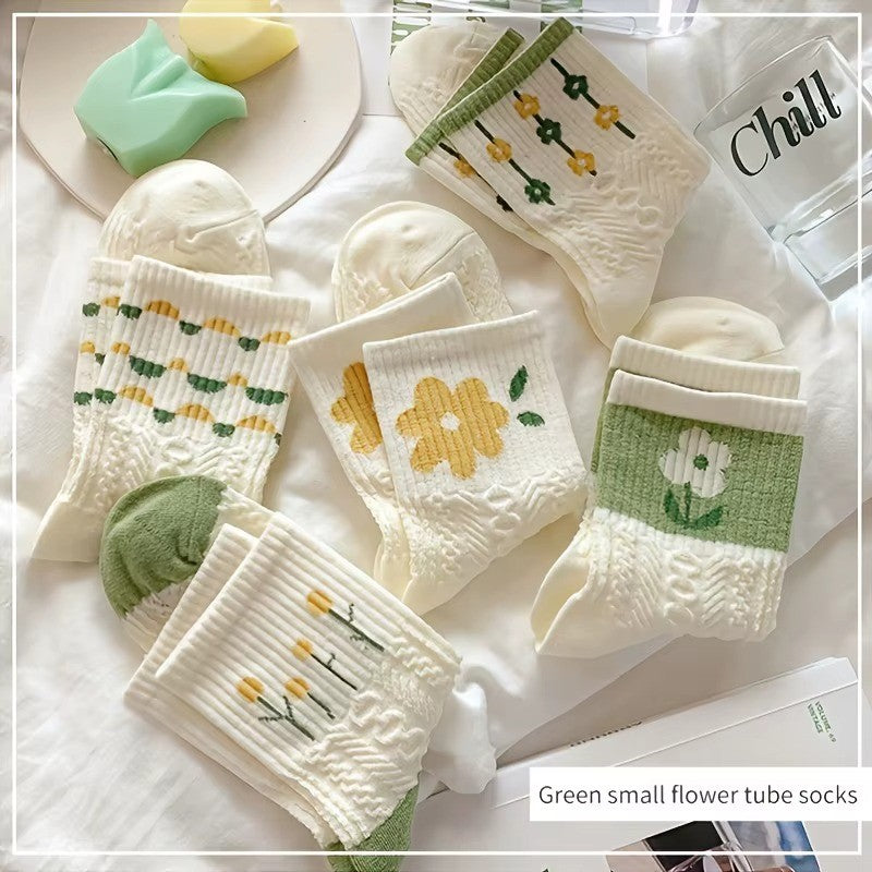 Textured Floral Socks Set
