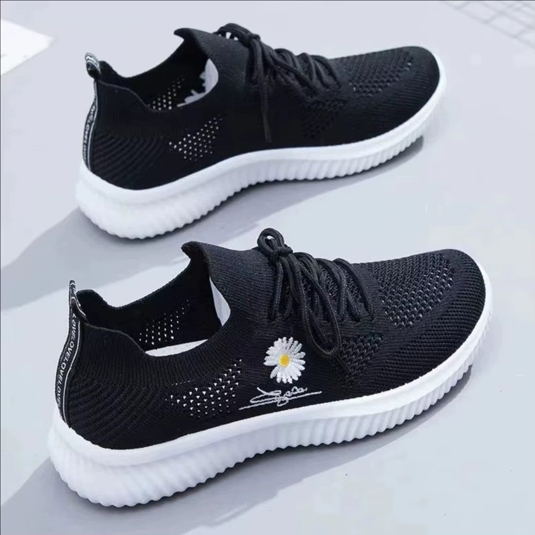Blyncor Breathable Sneakers