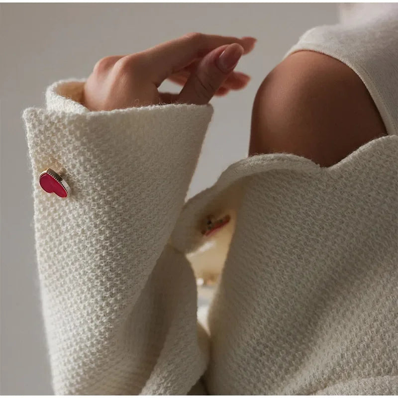 Evon Elegant Buttoned Jacket