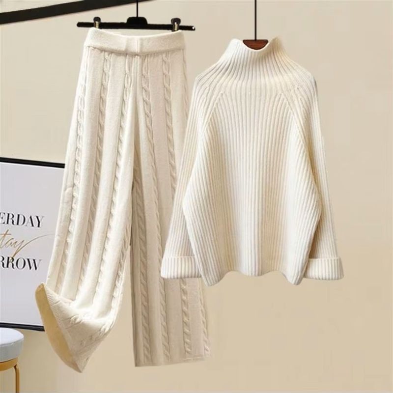 CozyPlush Everyday Warmth Set