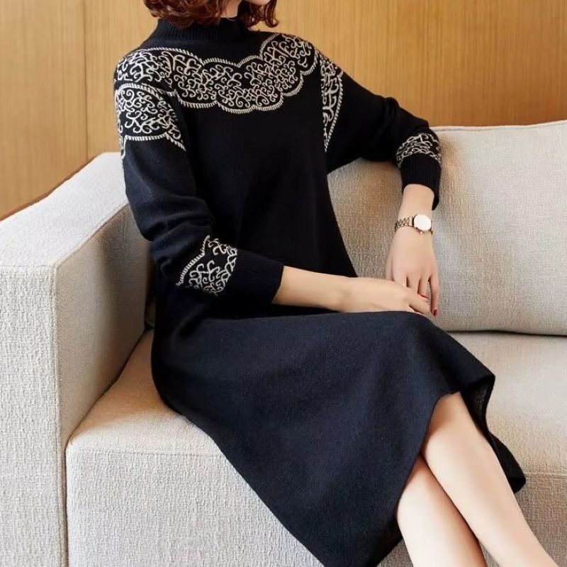 ClassicFlow Printed Knit Dress