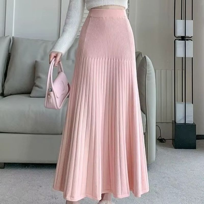 KnitFlow Pleated Skirt